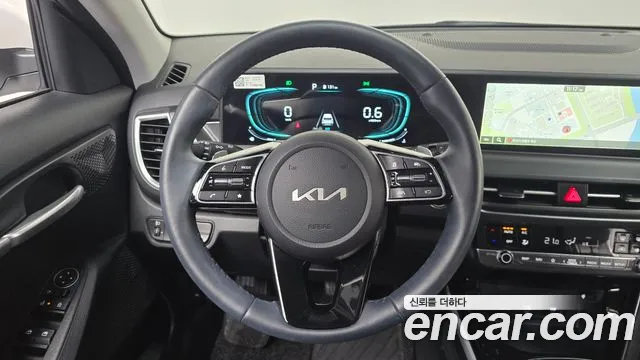 Kia Seltos New — Фото автомобиля 13
