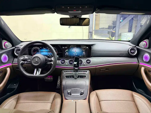 Mercedes-Benz E-Class — Фото автомобиля 8