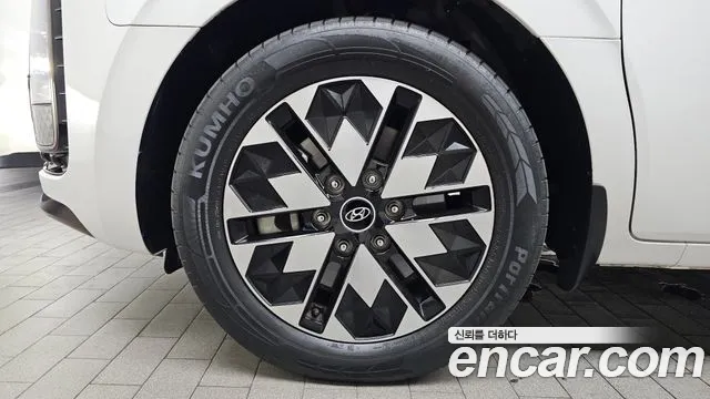 Hyundai Staria — Фото автомобиля 5