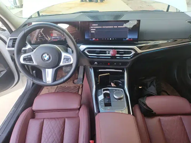 BMW 3 Series — Фото автомобиля 9