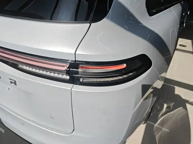 Leapmotor C16 — Фото автомобиля 7