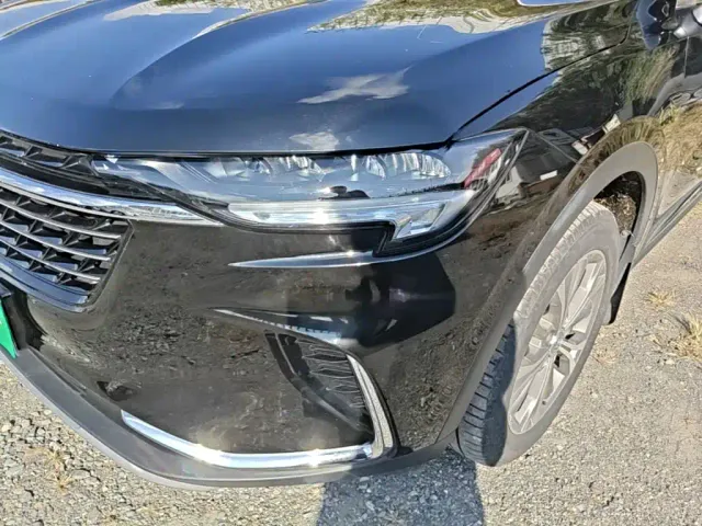 Buick Envision Plus — Фото автомобиля 23