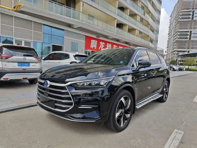Фотография автомобиля — BYD Tang