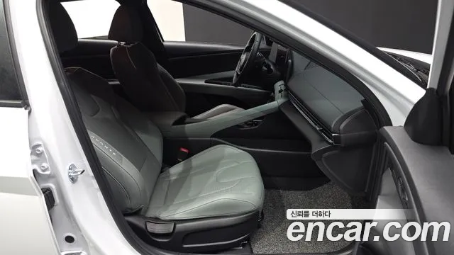 Hyundai AVANTE Новый Avante (CN7) — Фото автомобиля 24