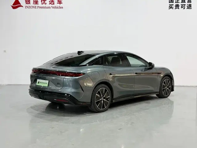 BYD Han L — Фото автомобиля 5