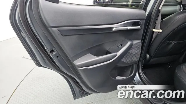Kia Seltos Бензин 1.6 турбо 2WD — Фото автомобиля 24