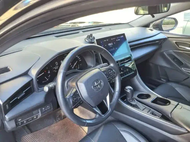 Toyota Avalon — Фото автомобиля 6