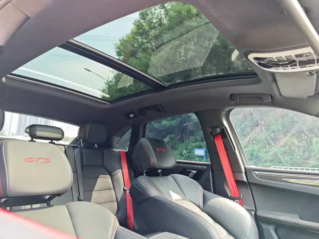 Porsche Macan — Фото автомобиля 18