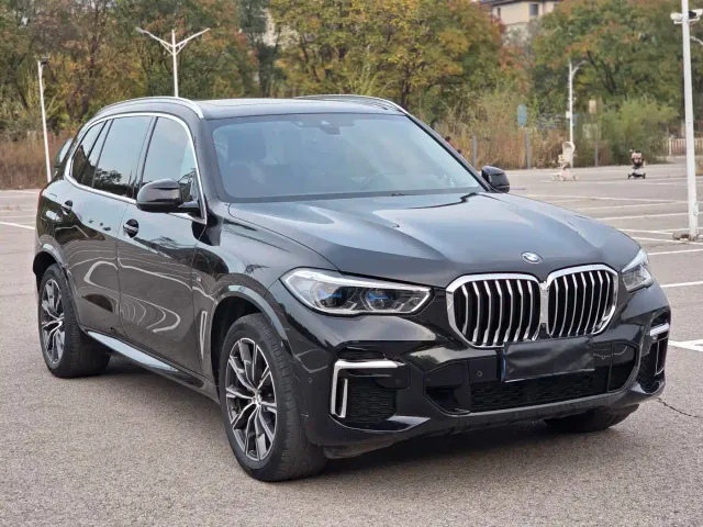 BMW X5 — Фото автомобиля 3