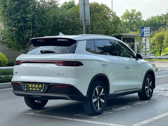 BYD Song Pro — Фото автомобиля 7