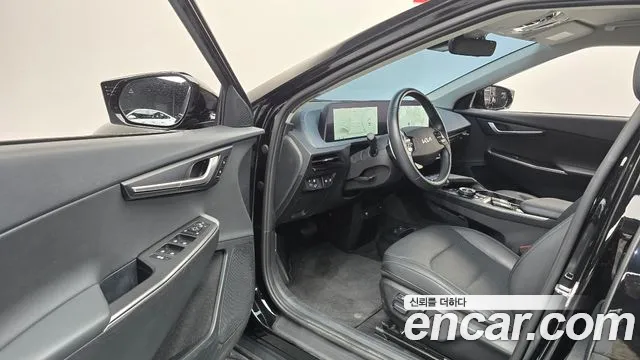 Kia EV6 — Фото автомобиля 8