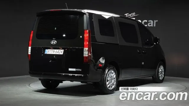 Hyundai Staria — Фото автомобиля 2