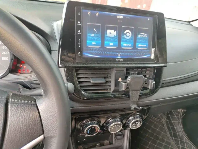 Toyota Vios FS — Фото автомобиля 5