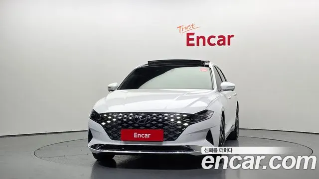 Hyundai Grandeur — Фото автомобиля 2