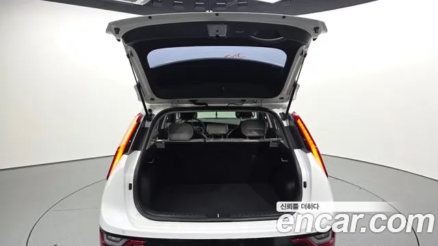 Kia Niro The All New Niro Signature — Фото автомобиля 20