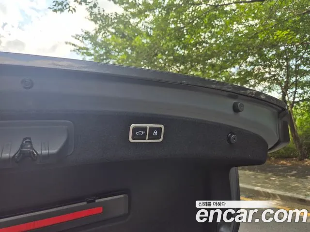 Genesis G80 Бензин 2.5 турбо AWD — Фото автомобиля 14