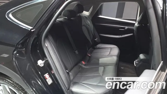 Hyundai Sonata Sonata (DN8) 2.0 LPG(Для проката) — Фото автомобиля 12