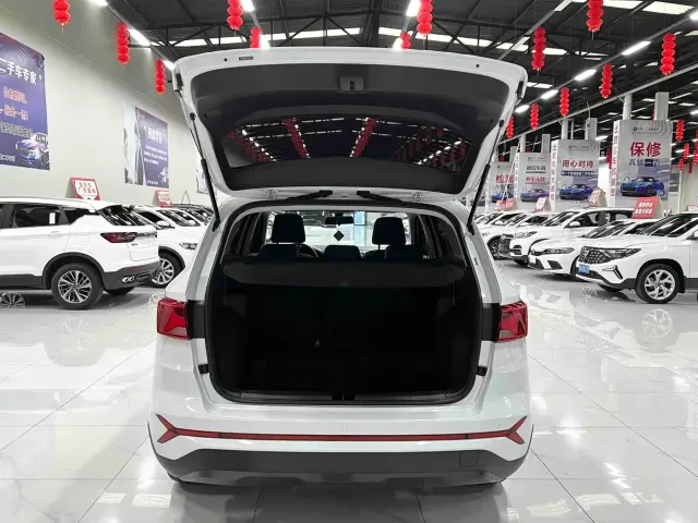 Jetta VS7 — Фото автомобиля 15