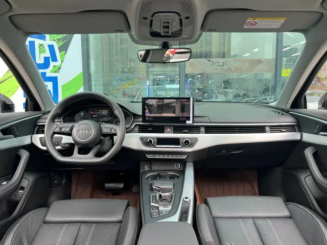 Audi A4L — Фото автомобиля 24