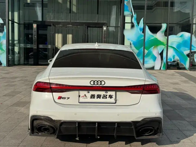 Audi A7 — Фото автомобиля 6