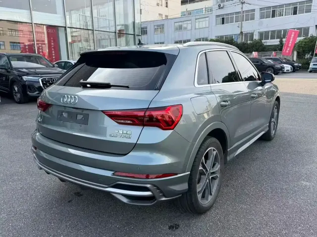 Audi Q3 — Фото автомобиля 3