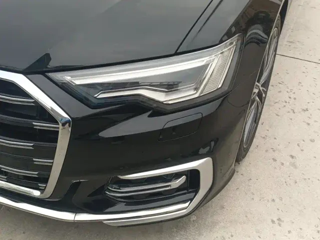 Audi A6L — Фото автомобиля 5