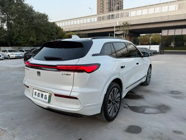 Buick E5 — Фото автомобиля 10