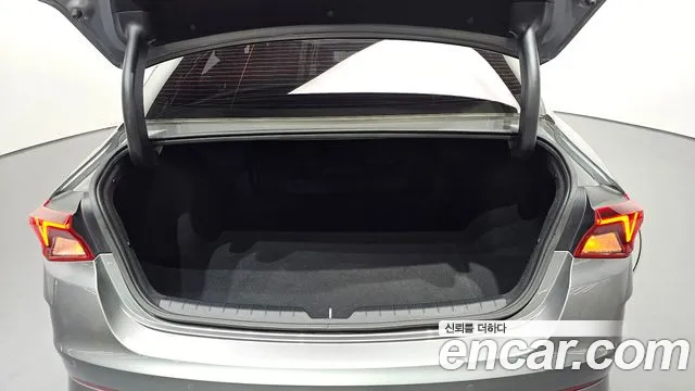 Kia K5 Signature — Фото автомобиля 16