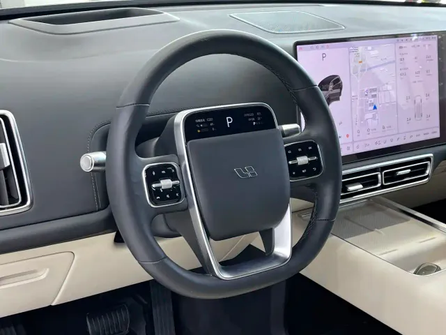 Li Auto L9 — Фото автомобиля 6