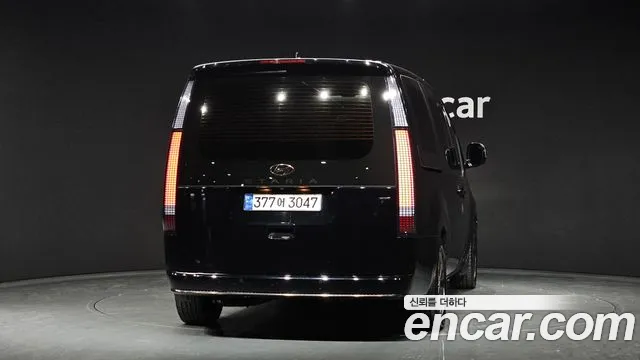 Hyundai Staria Staria 4WD Lounge 9 мест — Фото автомобиля 4