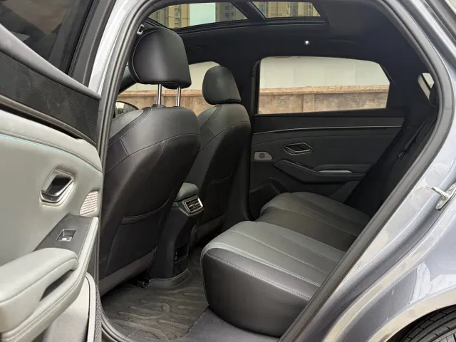 BYD Qin L — Фото автомобиля 10
