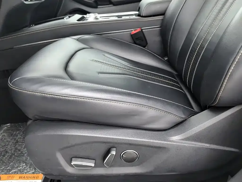 Ford Edge 2021 Facelift PLUS EcoBoost 245 FWD Luxury 7-Seater — Фото автомобиля 20