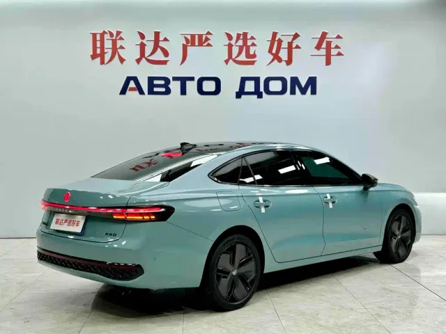Volkswagen Passat — Фото автомобиля 6