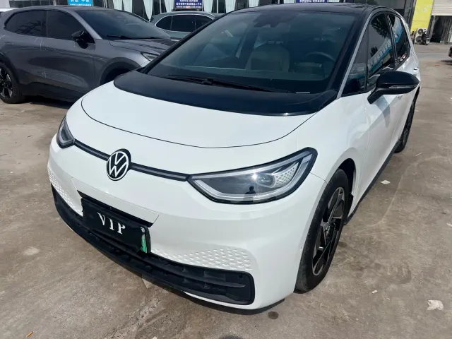 Volkswagen ID.3 — Фото автомобиля 2