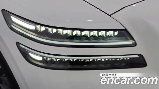 Genesis GV80 — Фото автомобиля 7