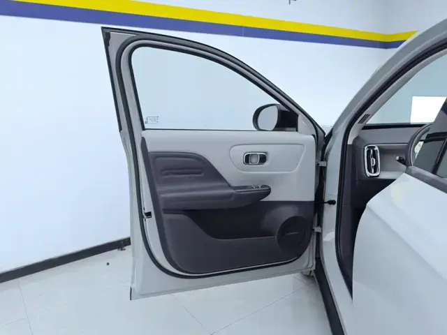 Leapmotor B10 — Фото автомобиля 7
