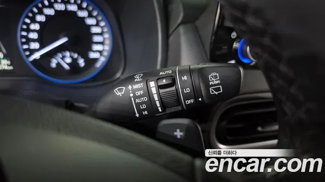 Hyundai Kona Новый Kona Бензин 2.0 2WD — Фото автомобиля 22