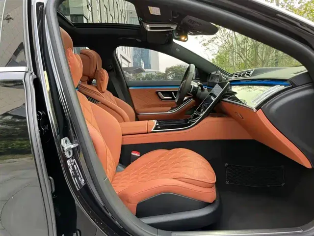 Mercedes-Benz S-Class — Фото автомобиля 22
