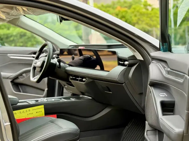 Ford Mondeo — Фото автомобиля 14