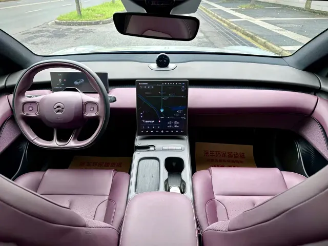 Nio ET5 — Фото автомобиля 7