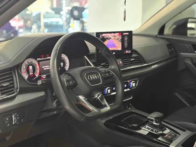 Audi Q5L — Фото автомобиля 7