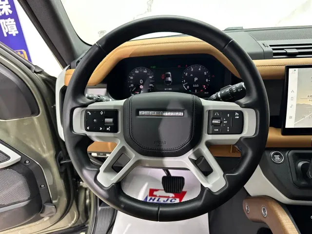 Land Rover Land Rover Defender 2023 Model 110 3.0T P400 X-DYNAMIC HSE — Фото автомобиля 11
