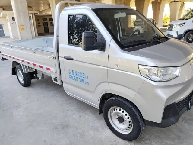 Karry Little Elephant EV — Фото автомобиля 3