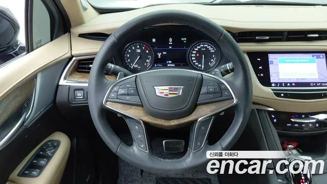 Cadillac XT5 — Фото автомобиля 7
