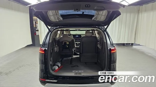Kia Canival Carnival 4 поколение Бензин 9 мест Hi-Limousine — Фото автомобиля 17