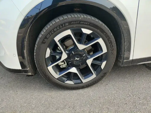 Xpeng G7 — Фото автомобиля 22
