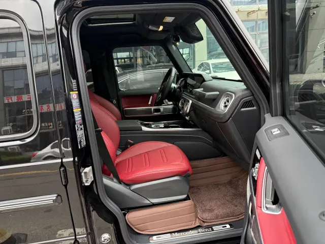 Mercedes-Benz G-Class — Фото автомобиля 23