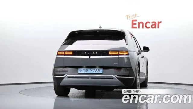 Hyundai Ioniq 5 — Фото автомобиля 4
