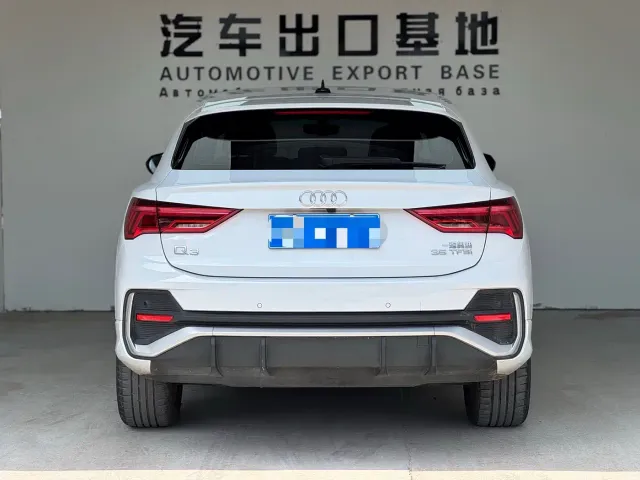 Audi Q3 Sportback — Фото автомобиля 15