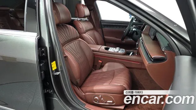 Genesis G90 Бензин 3.5 турбо AWD — Фото автомобиля 11